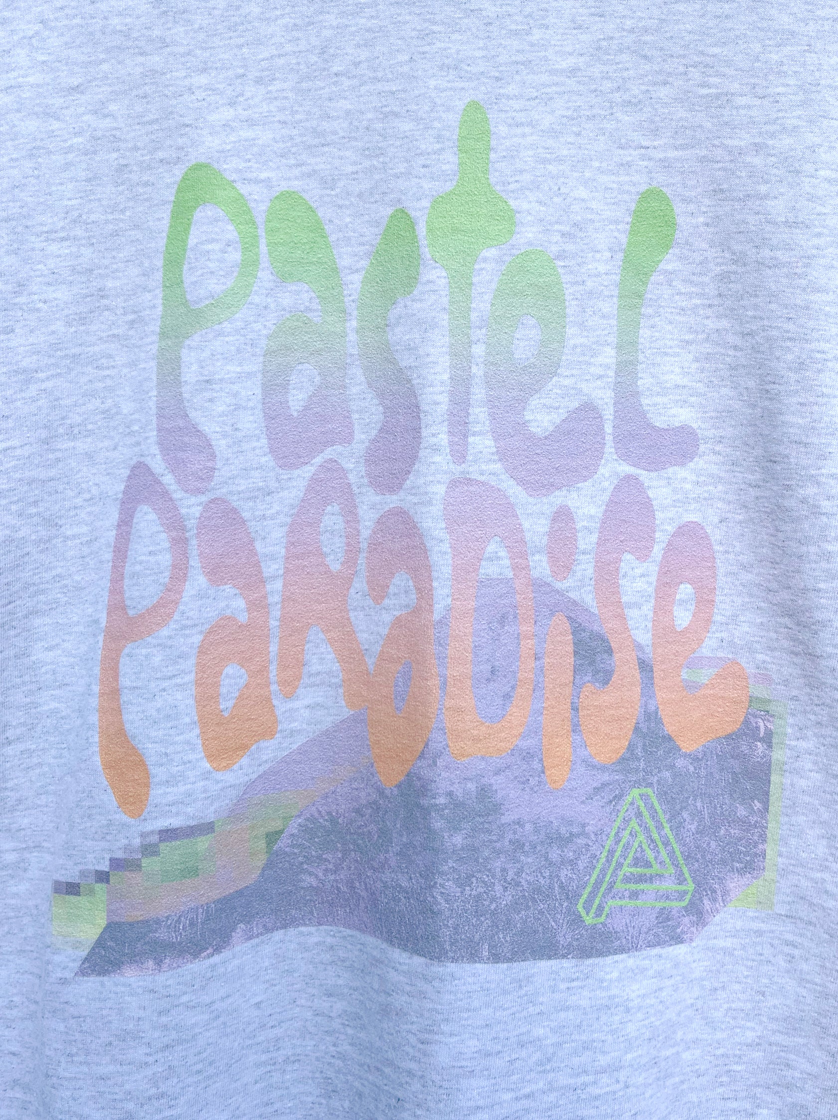 PASTEL PARADISE LONG SLEEVED T-SHIRT